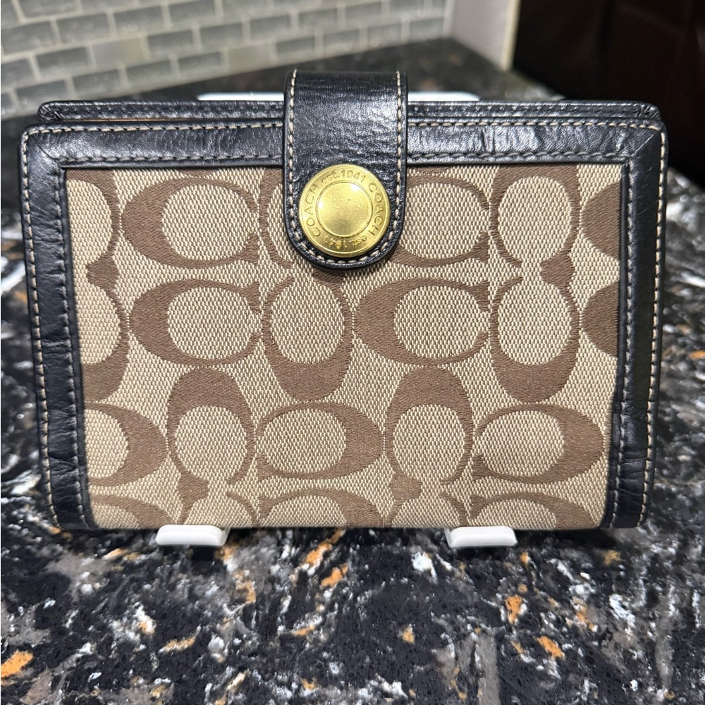 COACH Agenda Planner Cover - Picture 5 of 5